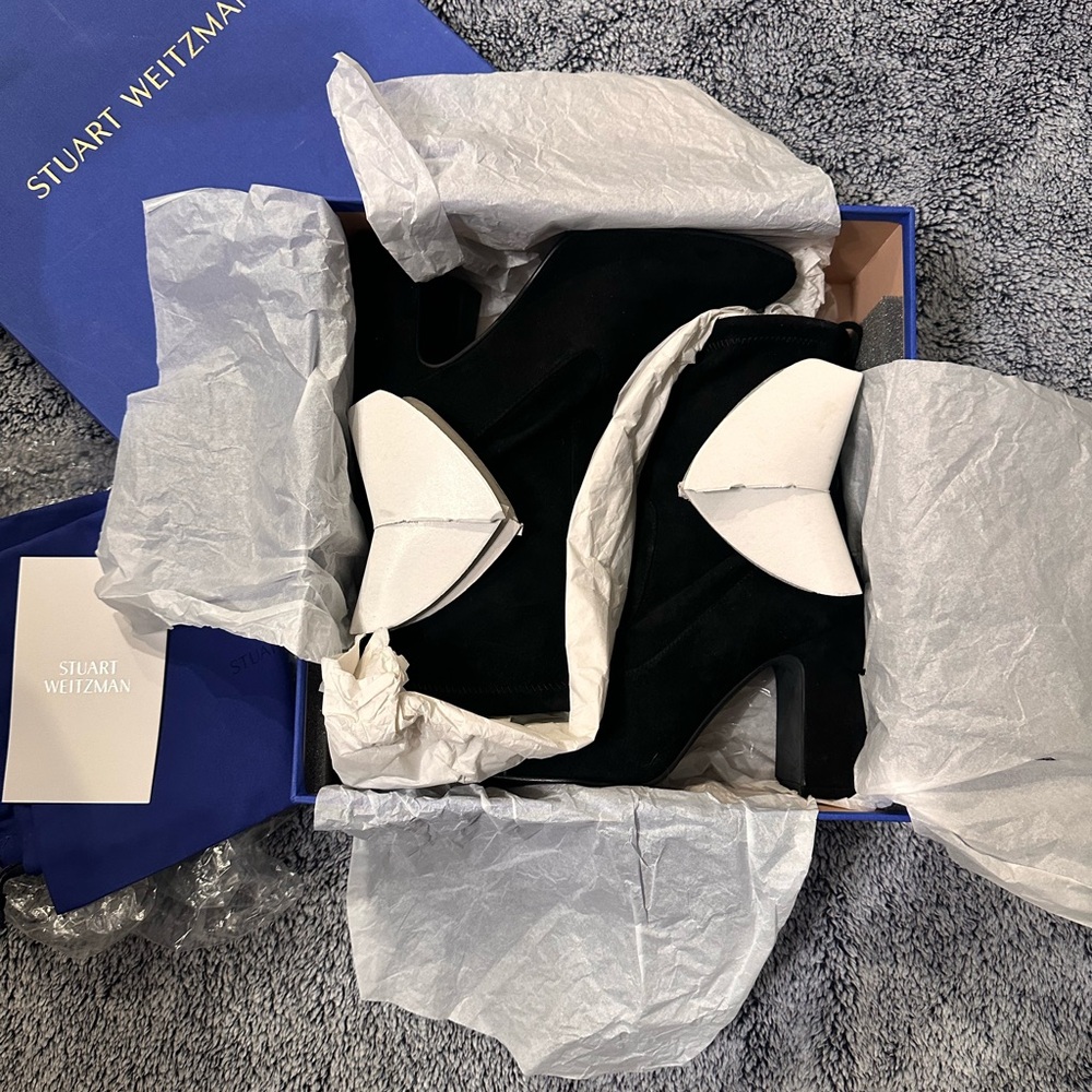 Stuart Weitzman Benita Suede Black Ankle Boots